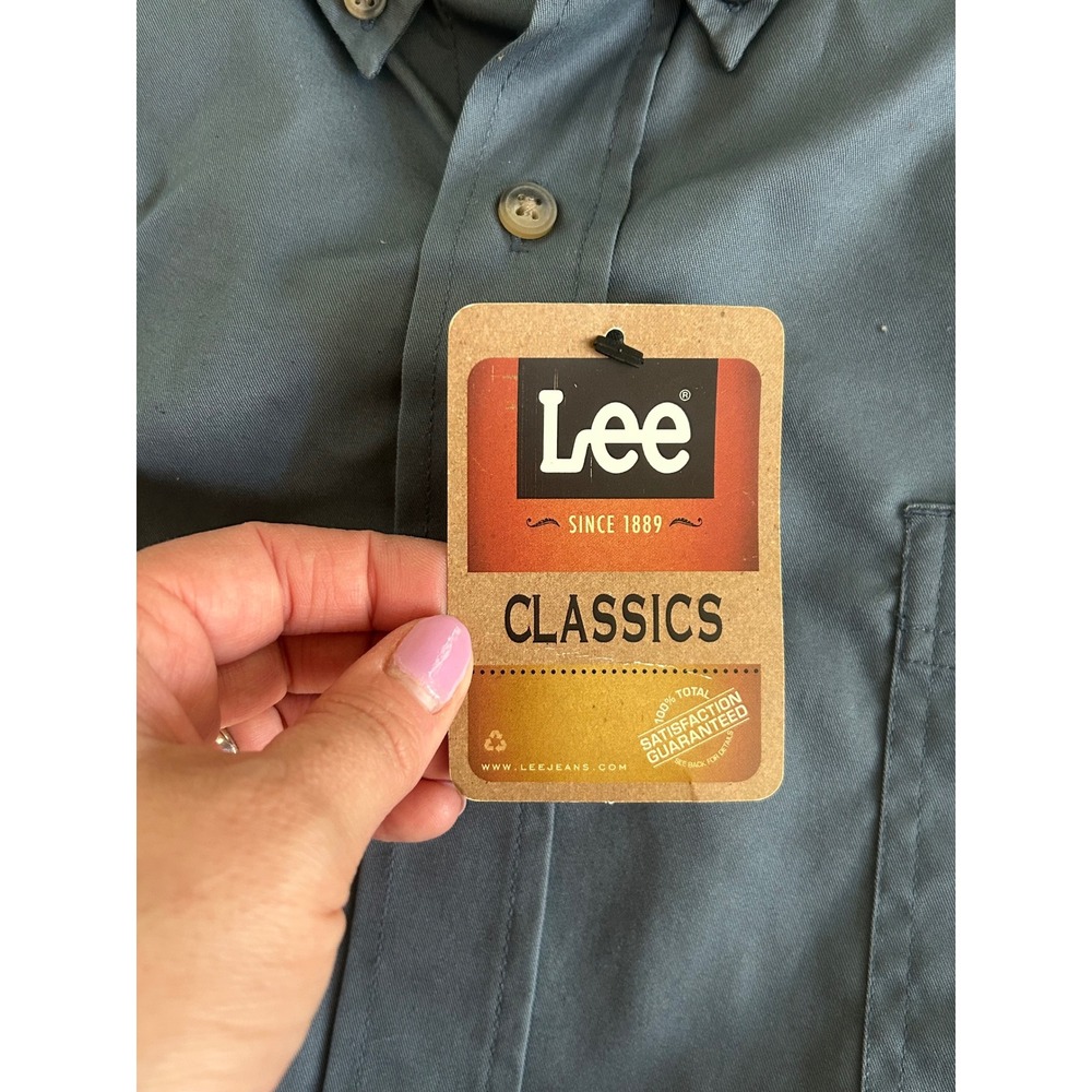Lee Classics Mens 4X Blue Long Sleeve Wrinkle Resist Button Down Shirt NWT - Picture 4 of 9